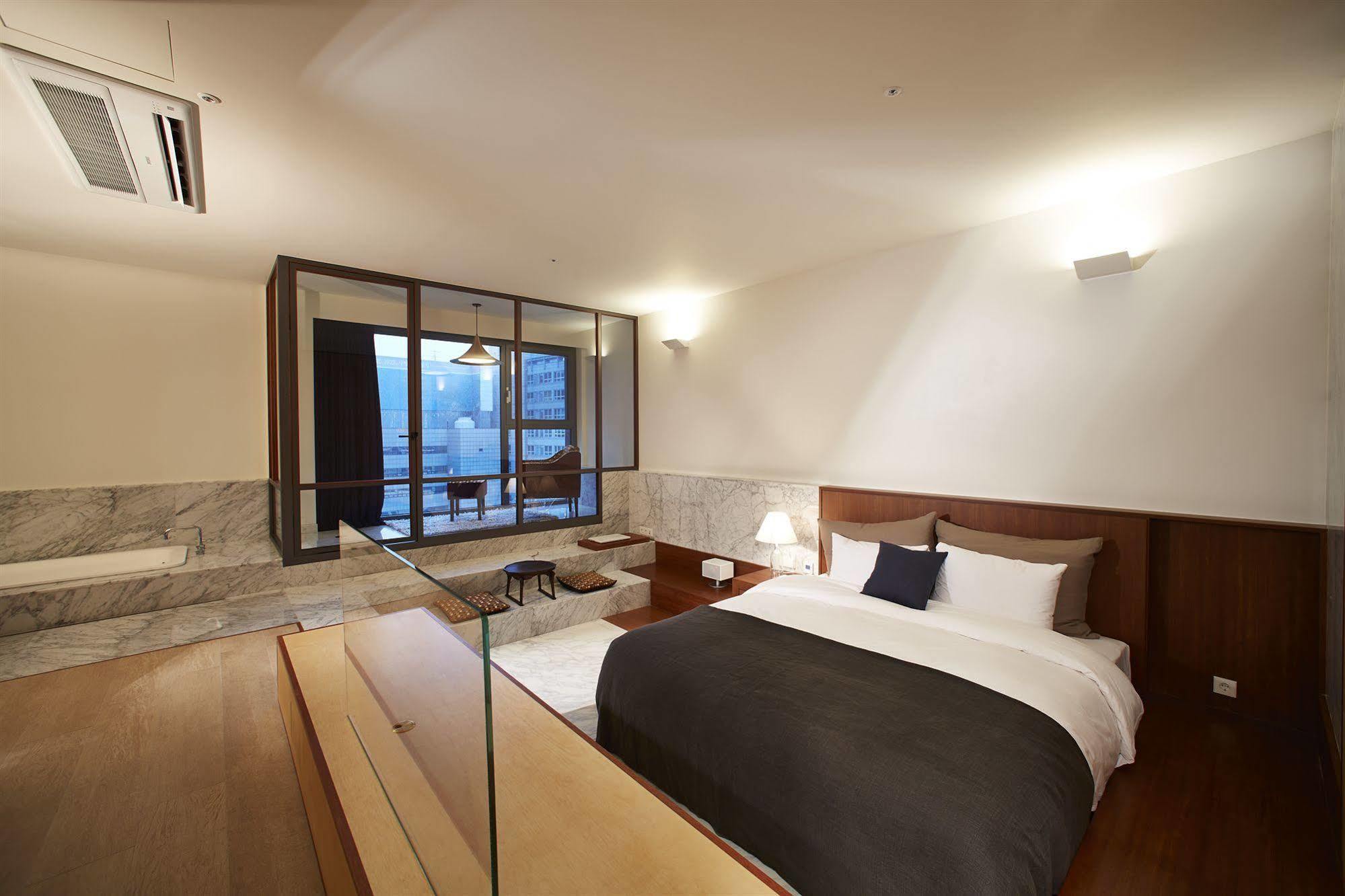 Snow Hotel Seoul Ngoại thất bức ảnh